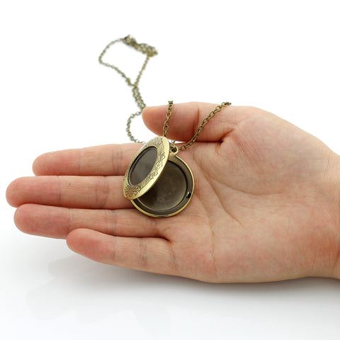 FREE! Black and White Horse Necklace